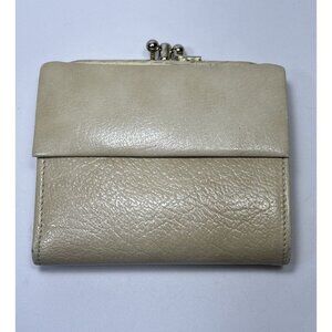 Vintage BUXTON DuoFold Wallet Cream Cowhide Leather Cards License Kiss Lock